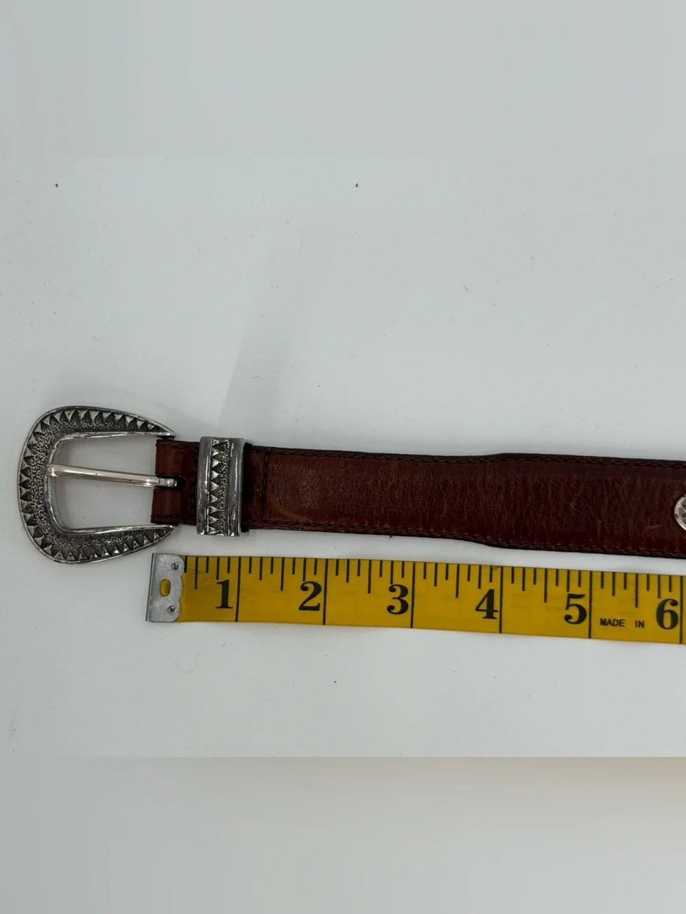 Greg Norman Vintage‎ Brown Leather Medallion Belt 32